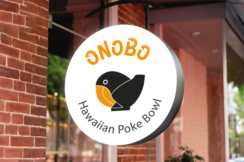 ONOBO Logo auf rundem Geschäftsschild